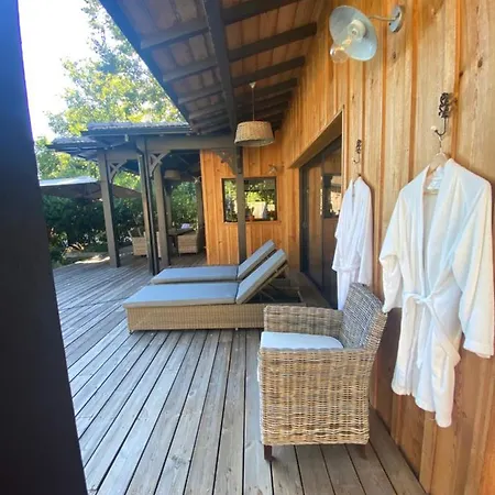 V 58 De Luxe Villa
